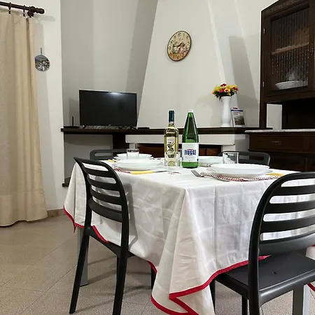 Lägenhet Gli Ulivi -appartamento Al Centro